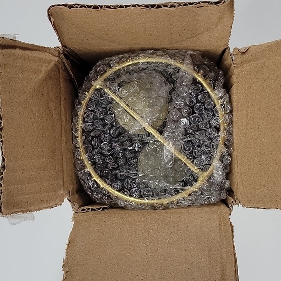 Elegant Black and Gold Candle Holders NEW - Picture 8 of 14